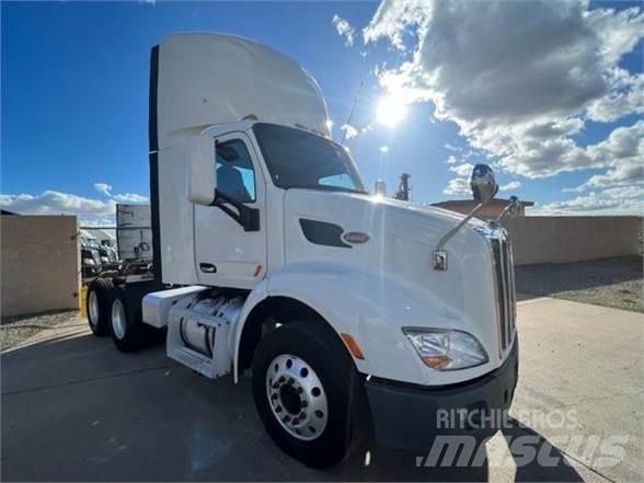 Peterbilt 579 Tractor Units