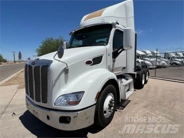 Peterbilt 579 Tractor Units