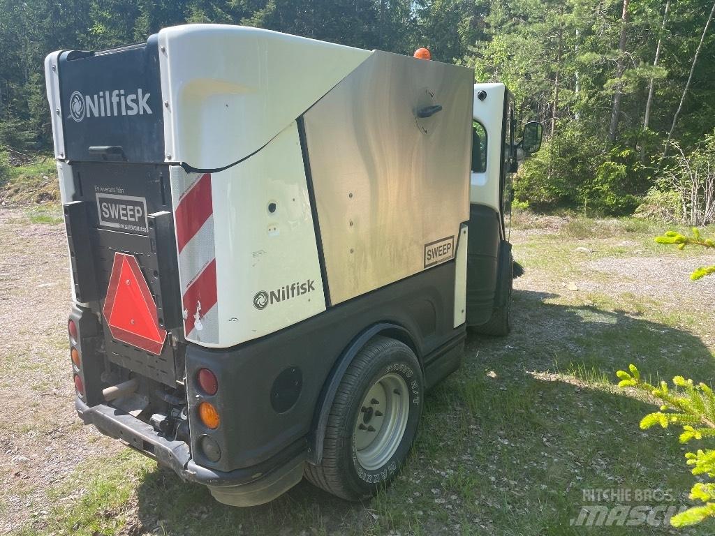 Nilfisk CR 3500 Sweepers