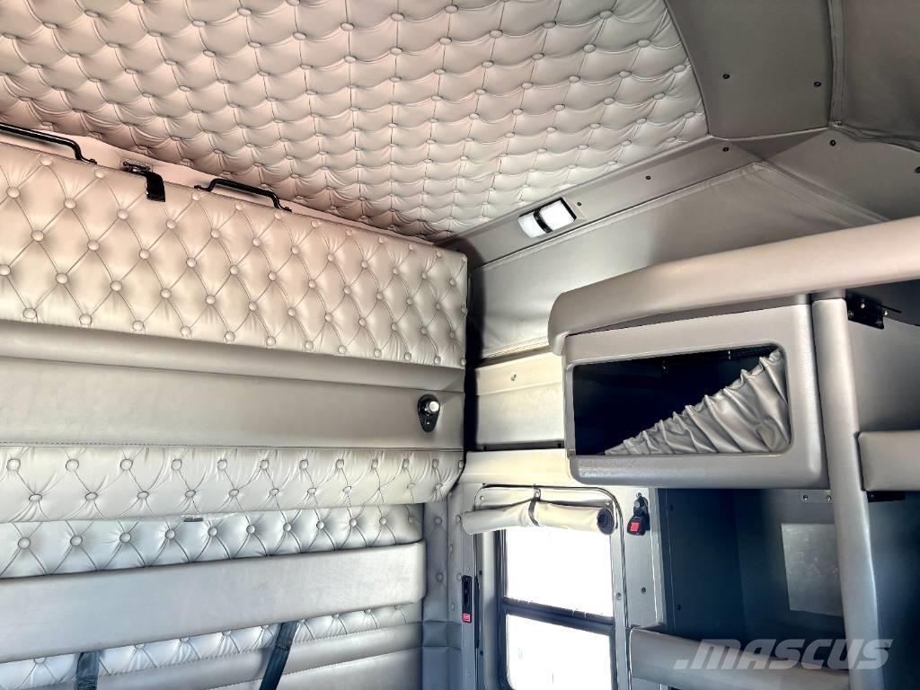 Kenworth W 900 Tractor Units