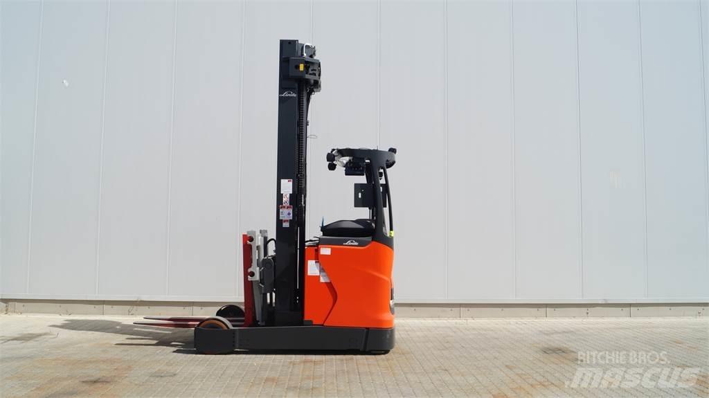 Linde R25 Reach trucks