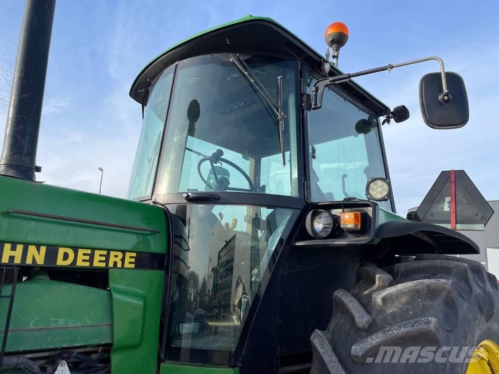 John Deere 4755 Tractors