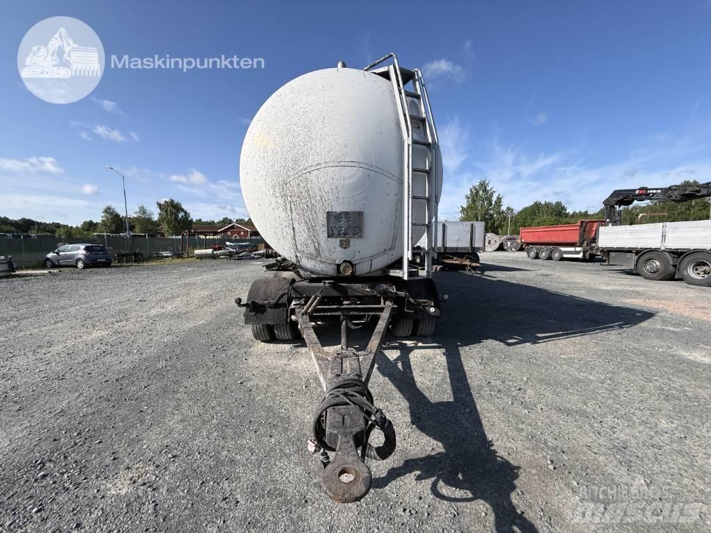KAR 4-36-ST-30R1-P2 Tanker trailers