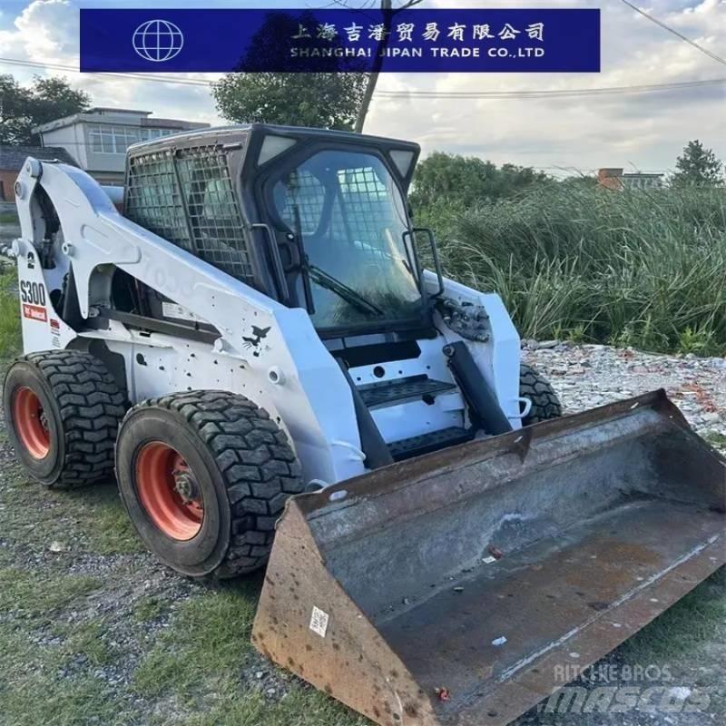 Bobcat s 300 Skid steer loaders