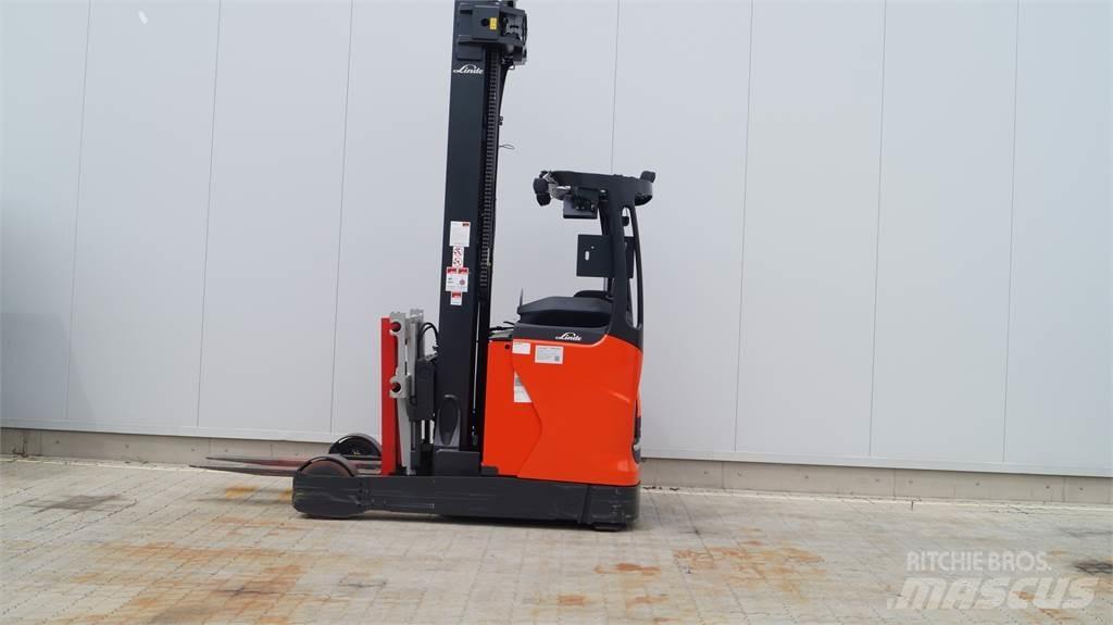 Linde R25 Reach trucks