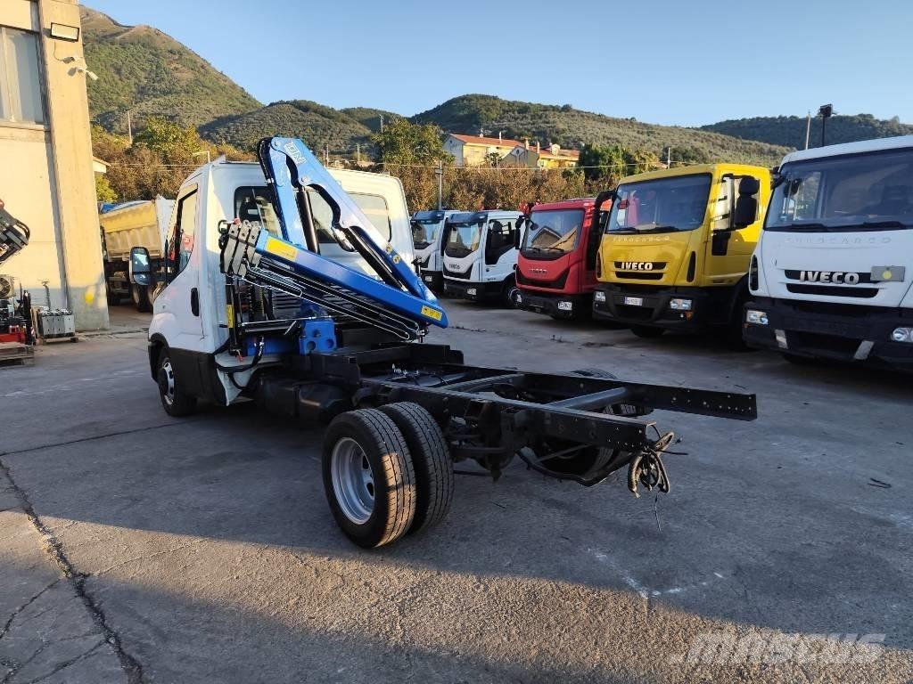 Iveco Daily 35-150 Crane trucks