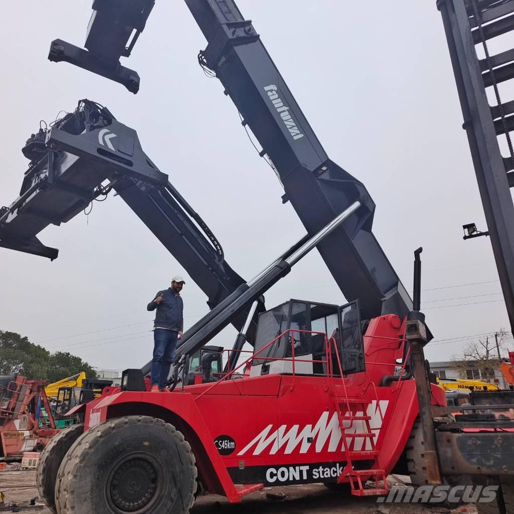 Fantuzzi CS 45 KM Reachstackers