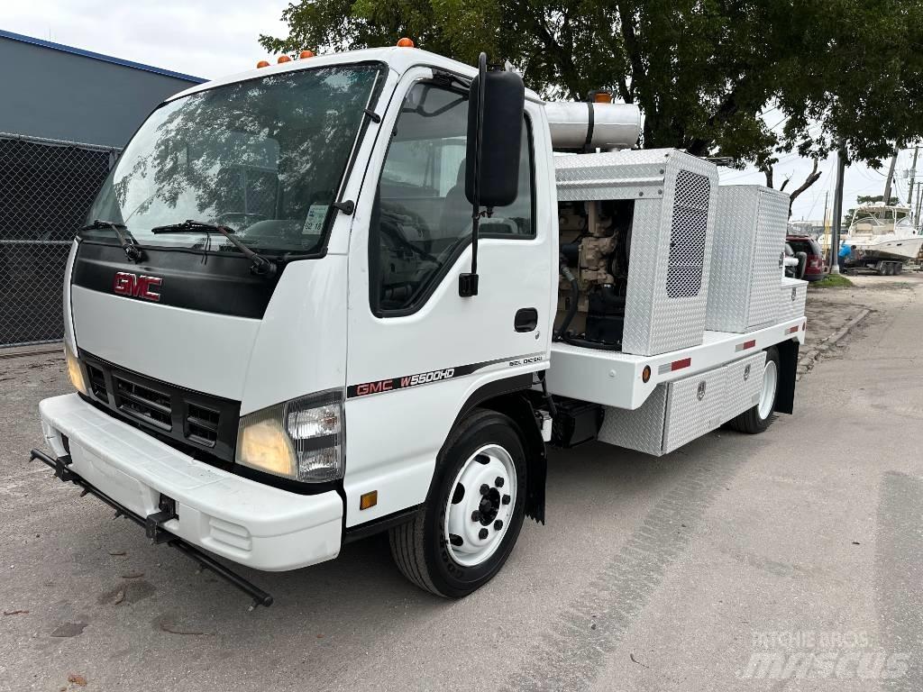 GMC W 5500 HD Combi / vacuum trucks