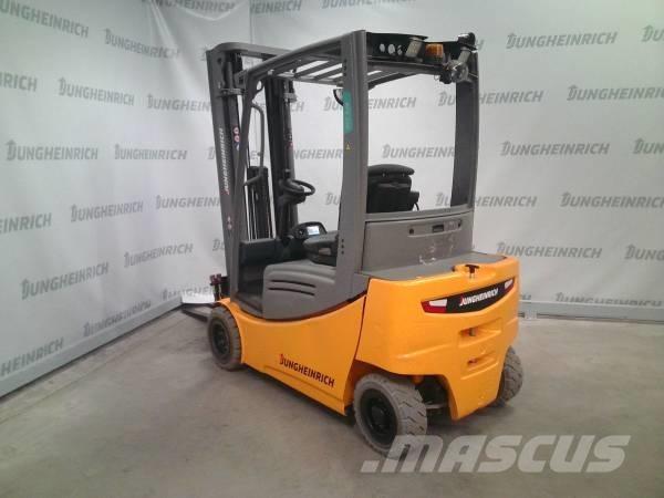 Jungheinrich EFG 320 Electric forklift trucks