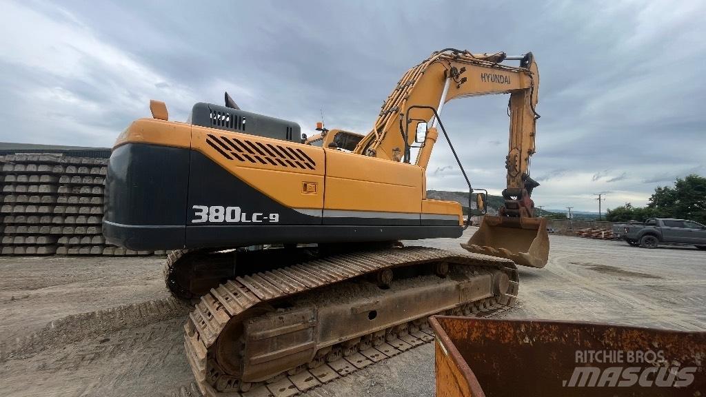 Hyundai 380-9 Crawler excavators