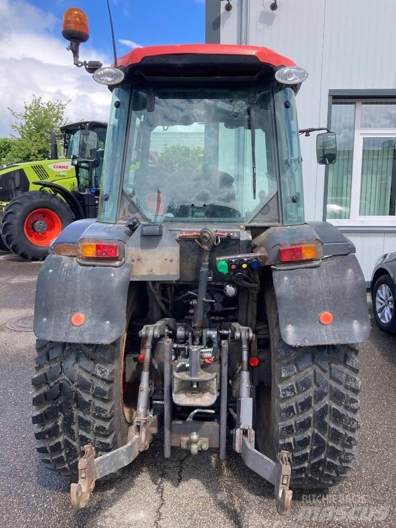 Kubota M7040 Compact tractors