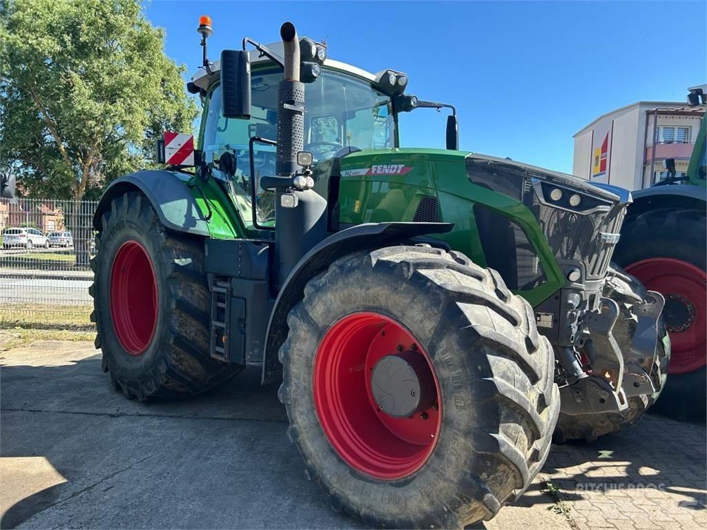 Fendt 942 VARIO Tractors