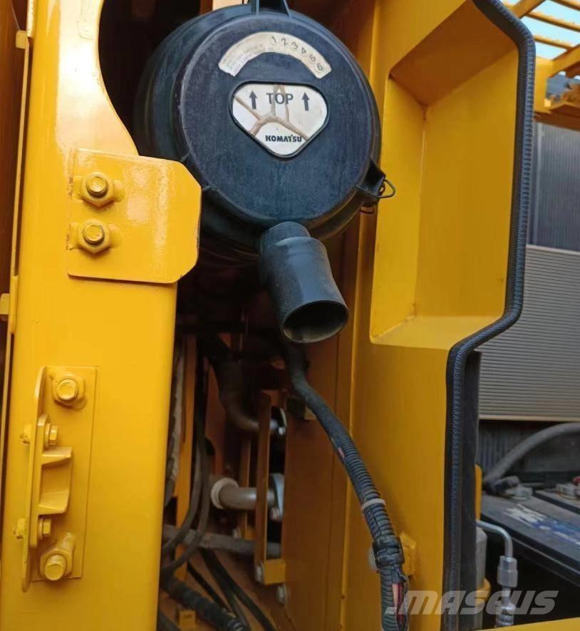 Komatsu PC 160 LC-7 Crawler excavators