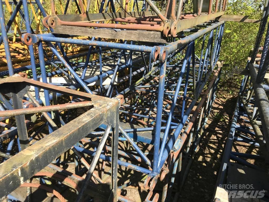  Several boom parts Crane parts and equipment