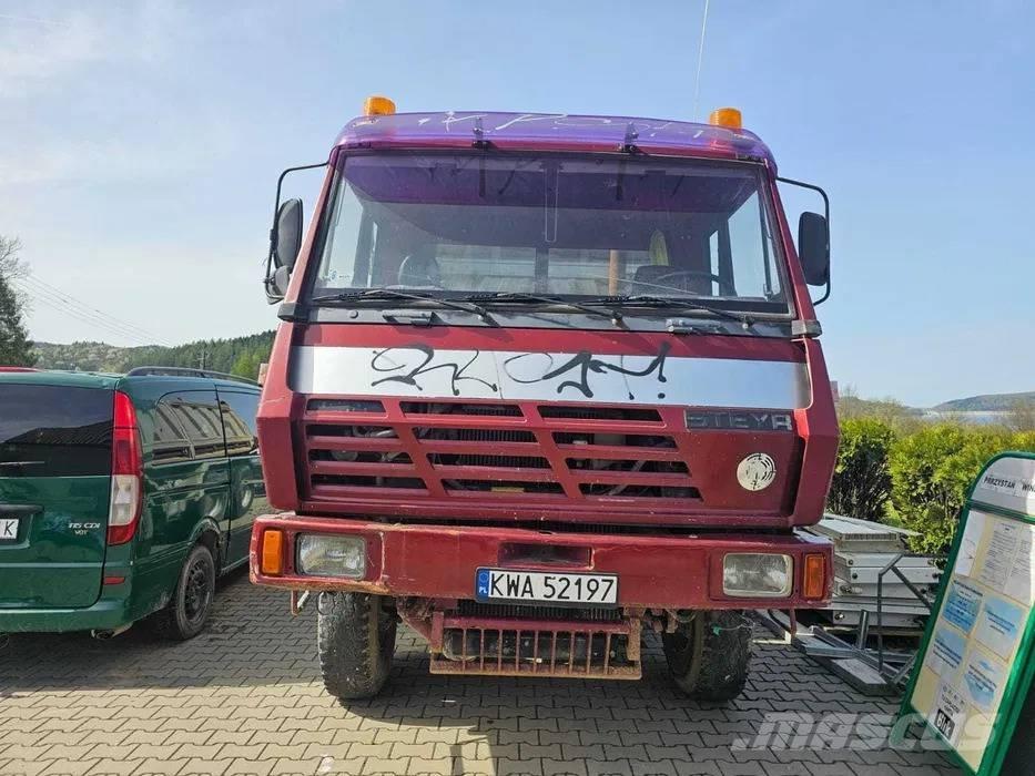 Steyr 33S Tipper trucks