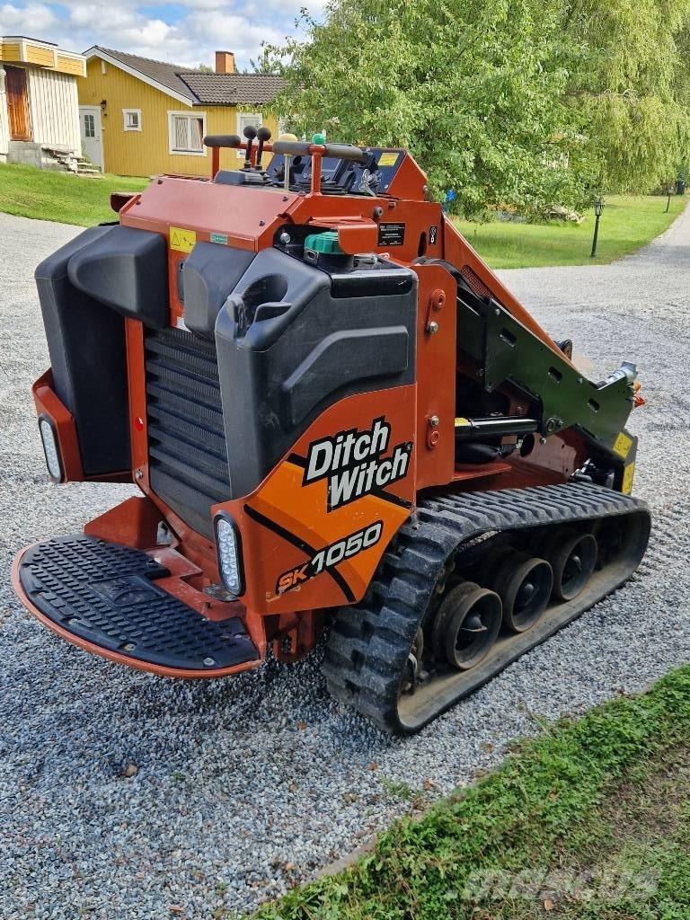 Ditch Witch SK 1050 Telehandlers for agriculture
