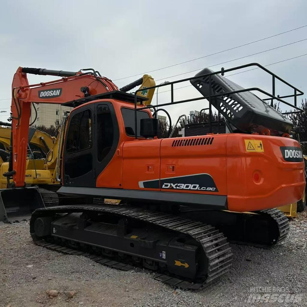 Doosan 300LC-9C Crawler excavators