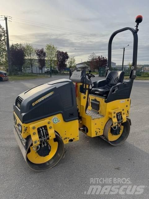 Bomag BW 100 AD M-5 Twin drum rollers