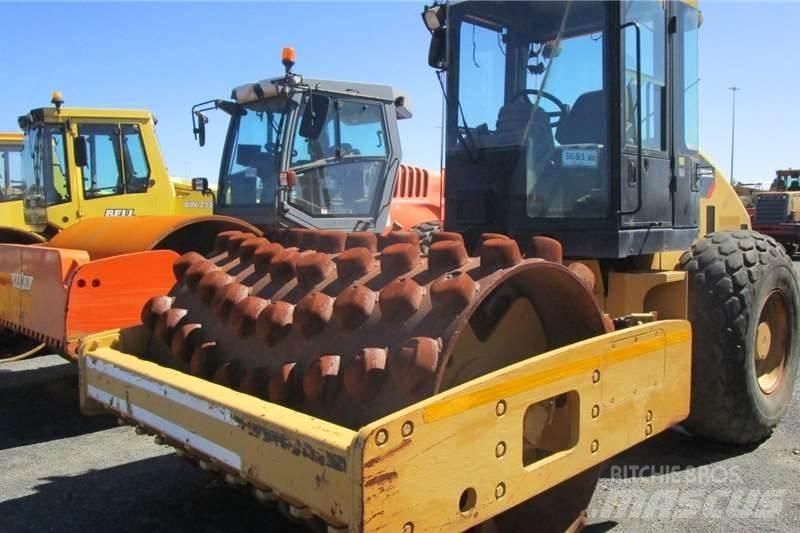 CAT CP533E Combi rollers