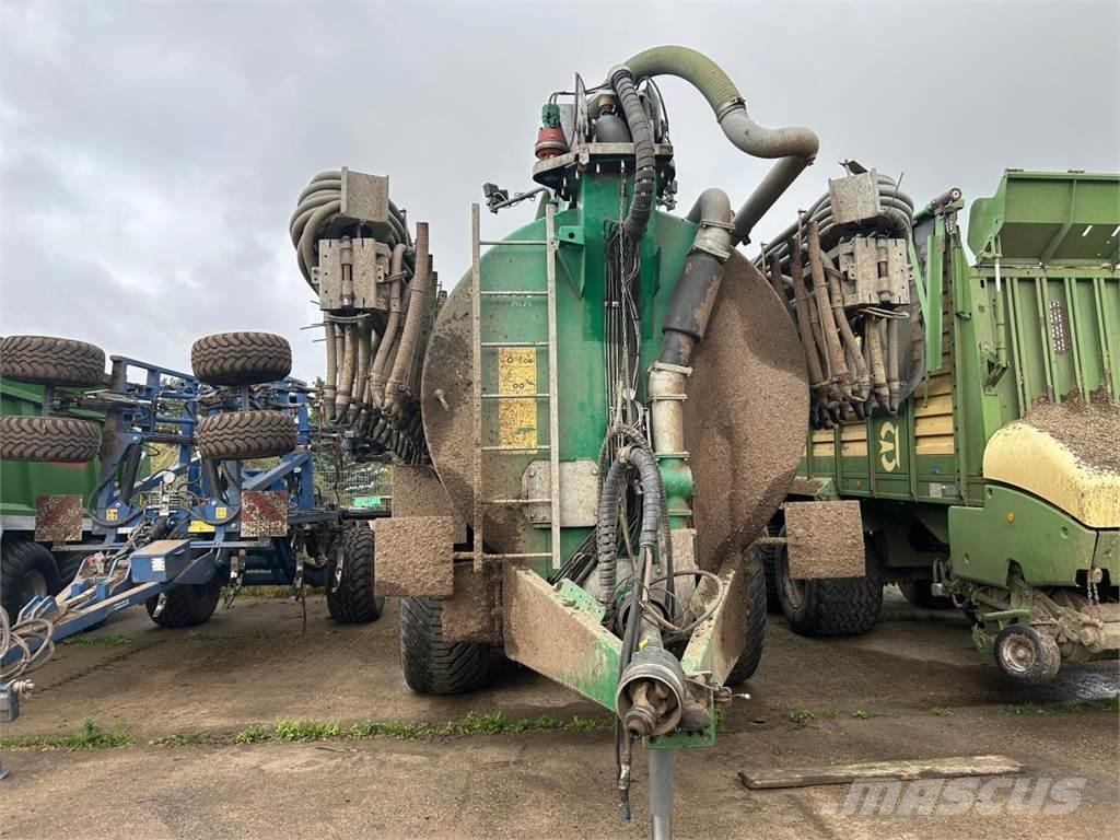 Samson PG 25 30m Slurry tankers