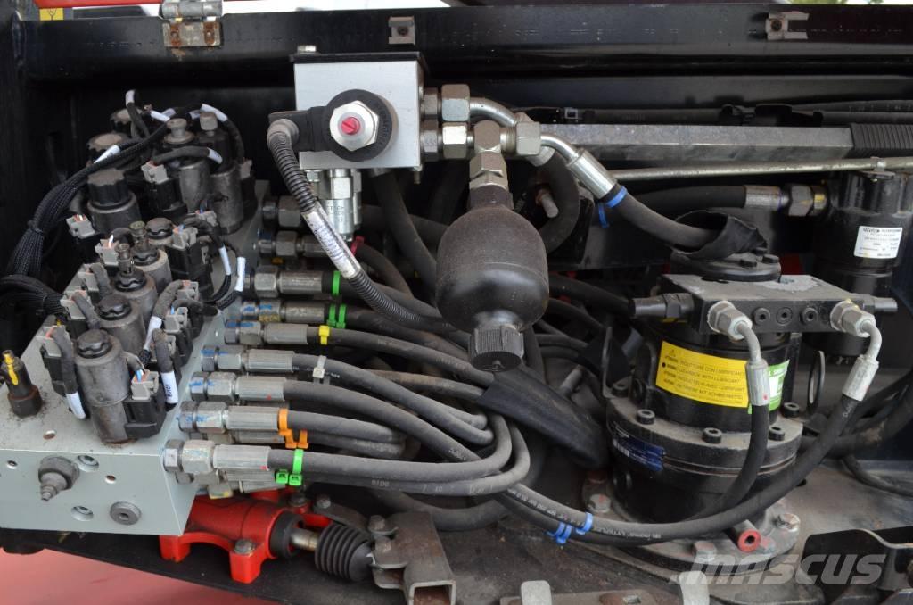 Manitou ManGo 12 Articulated boom lifts