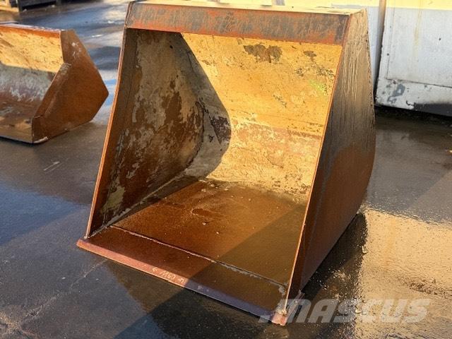 Manitou USED BUCKET Buckets