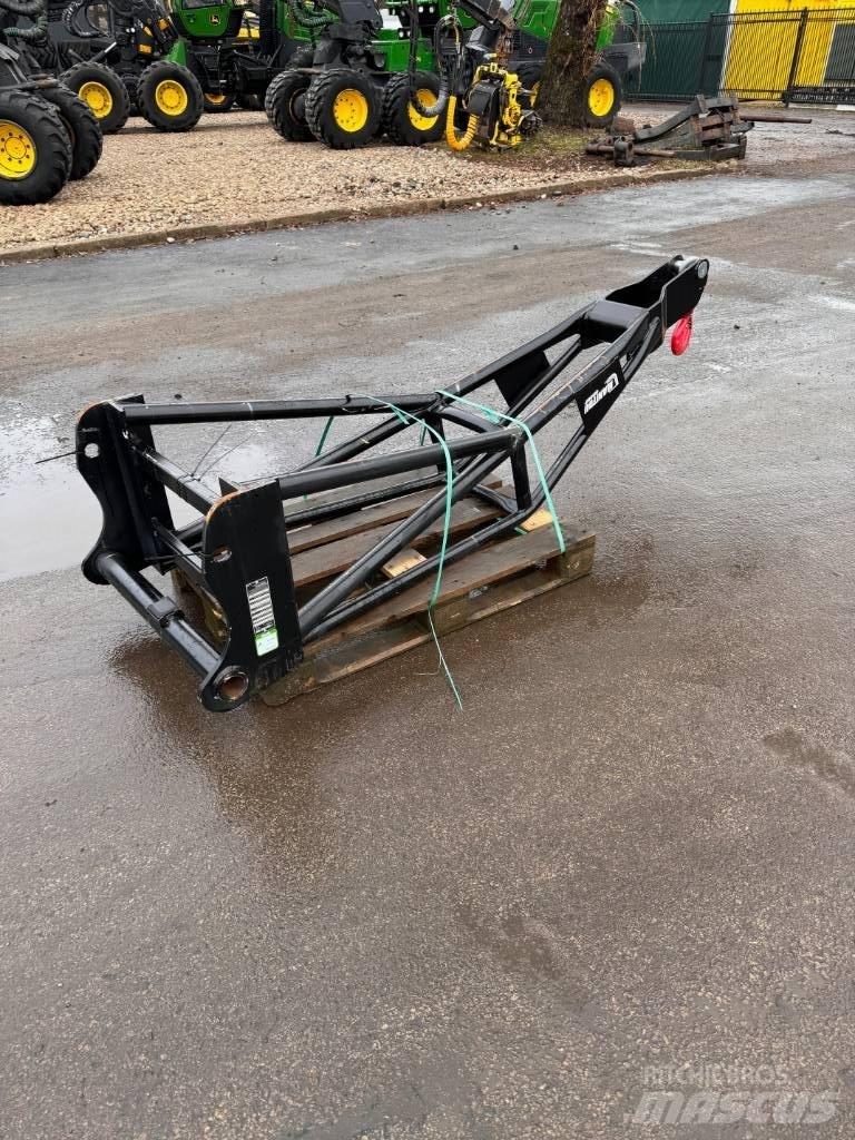 Manitou P2000 Hoists, winches and material elevators