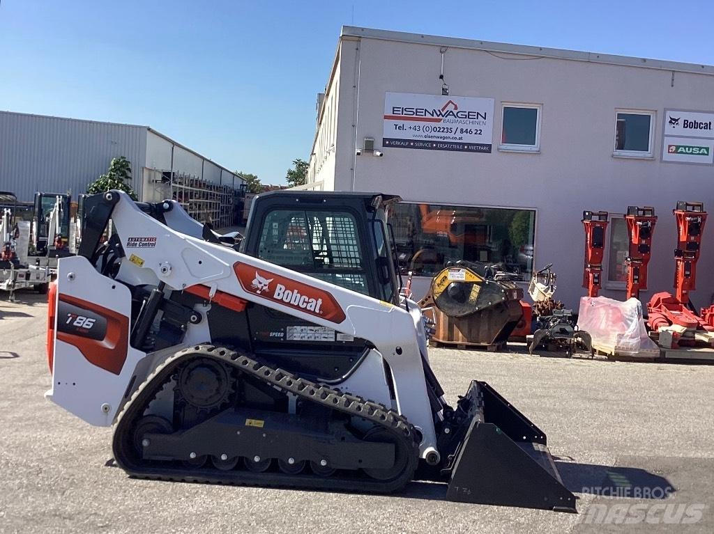 Bobcat T86 Skid steer loaders