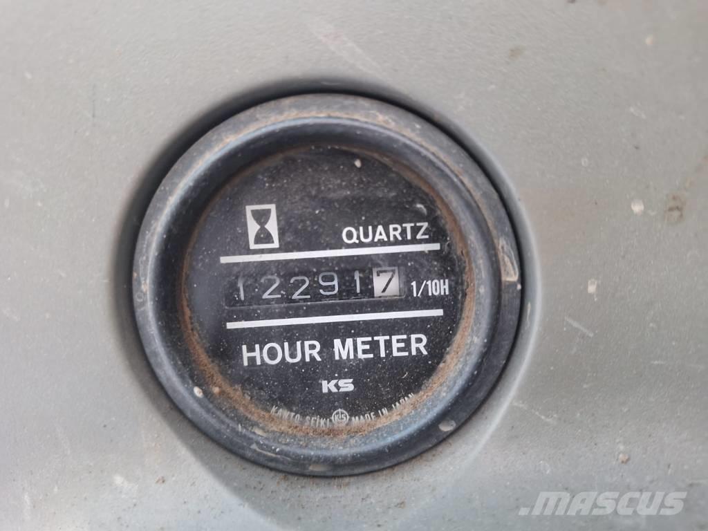 Kobelco SK135SRLC Crawler excavators