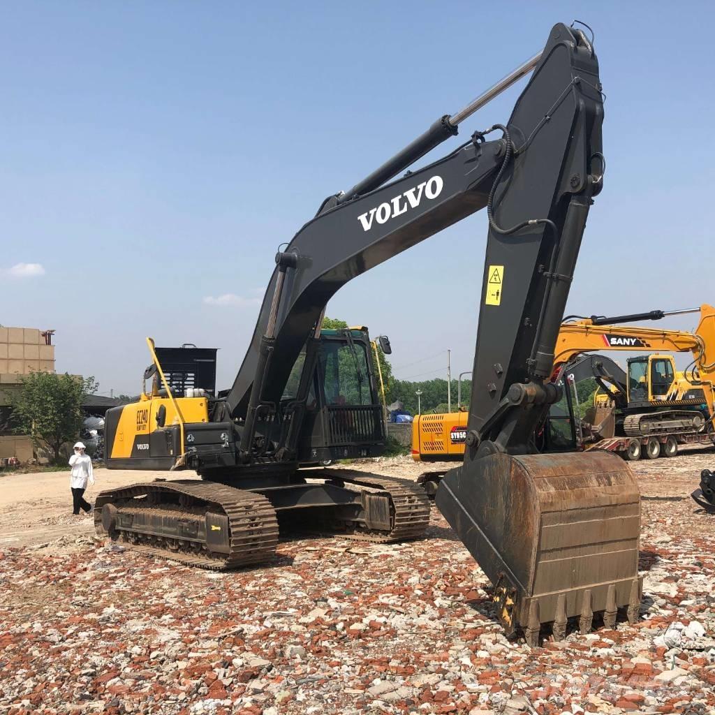 Volvo EC240 Crawler excavators