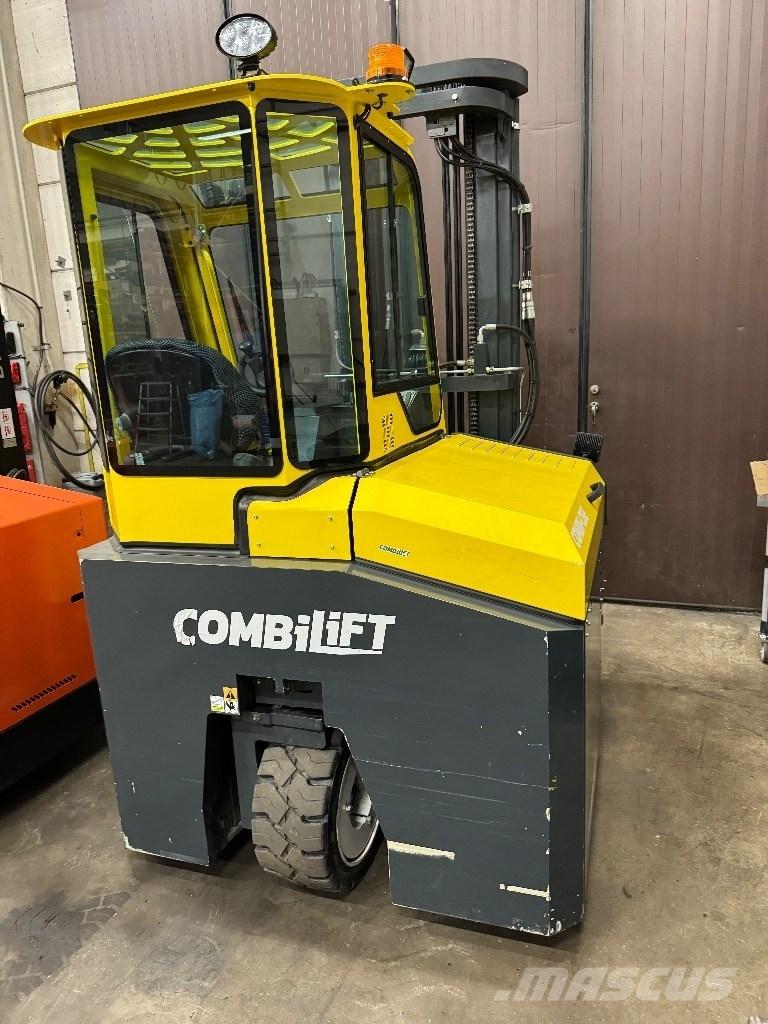 Combilift CBE3000 4-way reach trucks