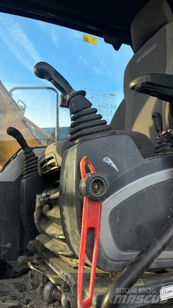 Hyundai 170w-9 Wheeled excavators