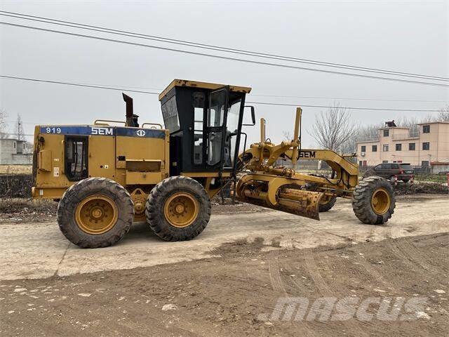 SEM 919 Wheel dozers