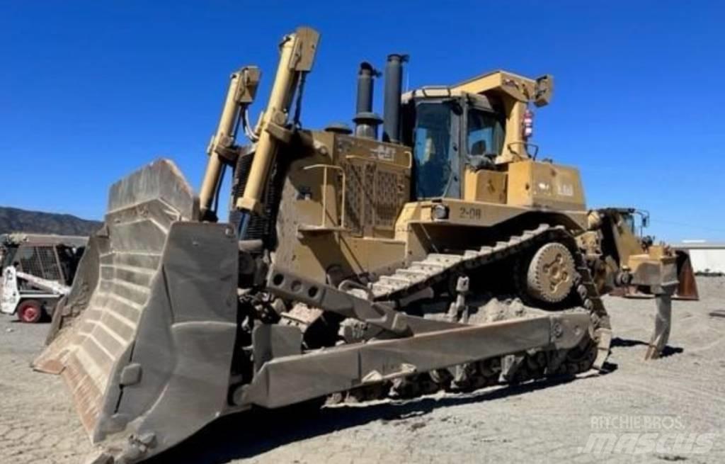 CAT D10T Crawler dozers
