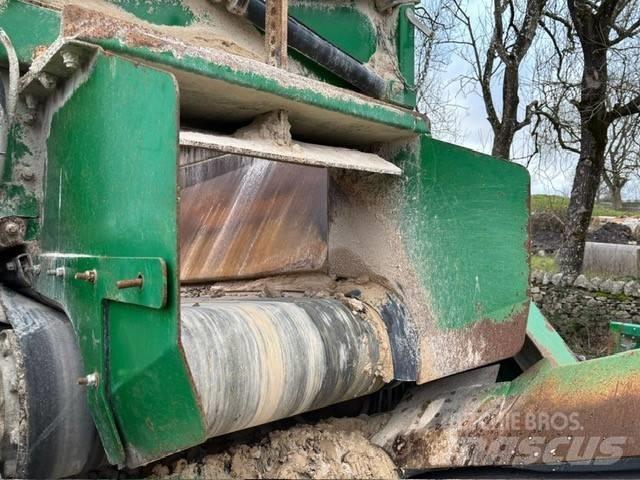 McCloskey S190 Mobile screeners