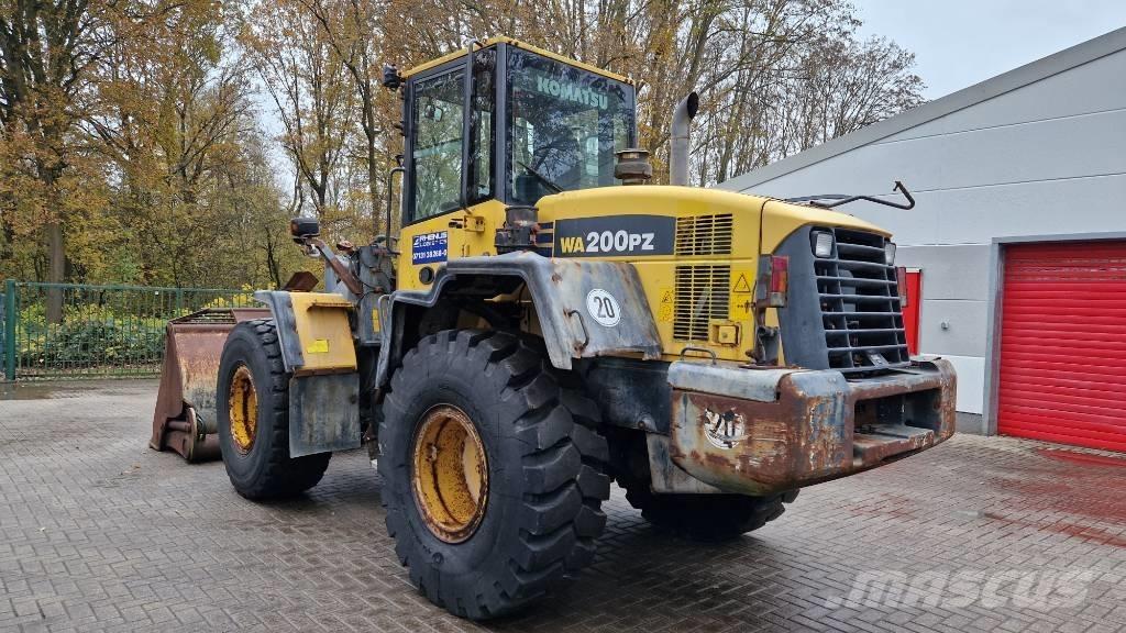 Komatsu WA 200 PZ-6 Wheel loaders