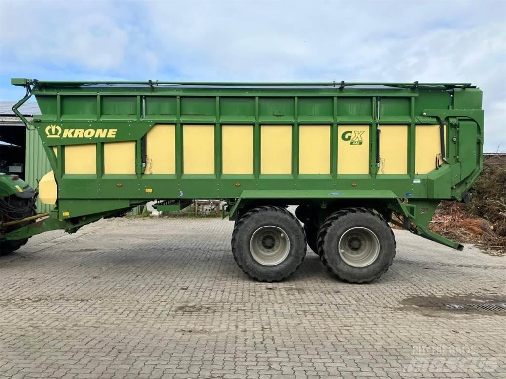 Krone GX 440 Handling and placing equipment