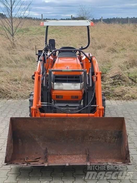 Kubota GL 25 Compact tractors