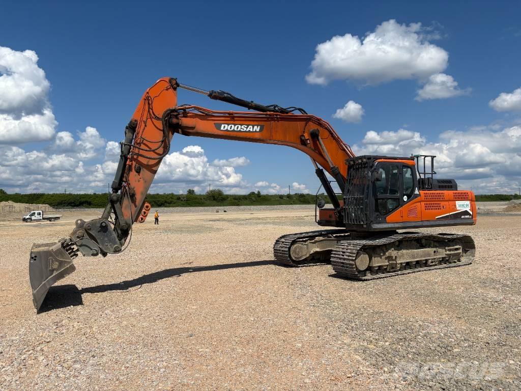 Doosan DX 300 LC-5 Crawler excavators