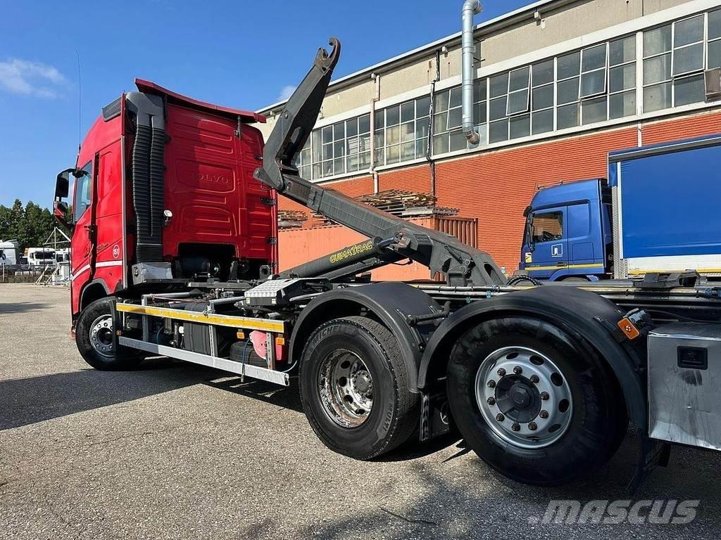 Volvo FH500 Hook lift trucks