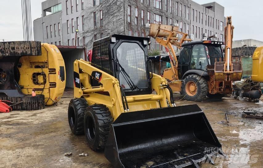 CAT 246D Skid steer loaders