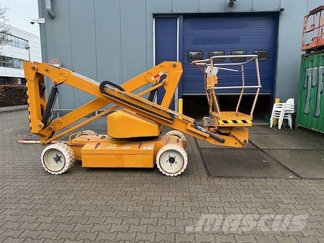 UpRight AB38N Articulated boom lifts