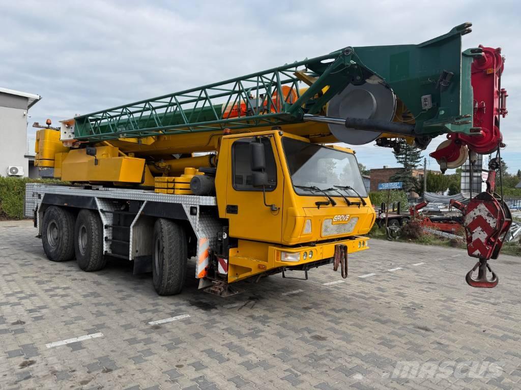 Grove GMK 3055 All terrain cranes