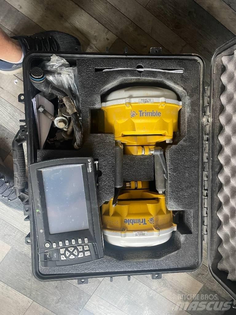 Trimble GCS900 Instruments, measuring and automation equipment