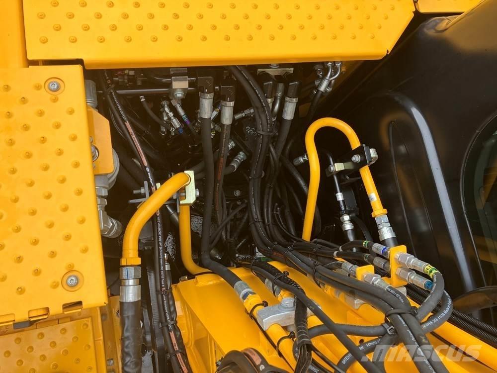 JCB JS145W Wheeled excavators