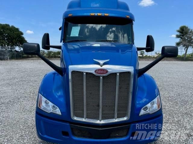 Peterbilt 579 Tractor Units