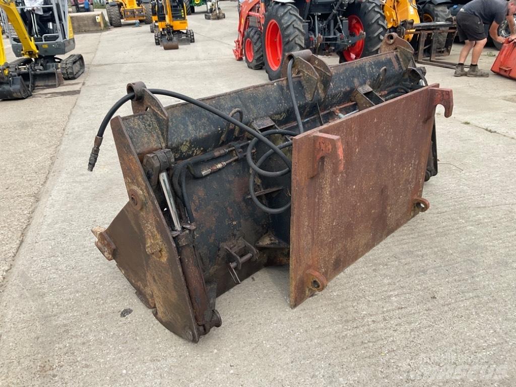 JCB 4 IN 1 BUCKET Buckets