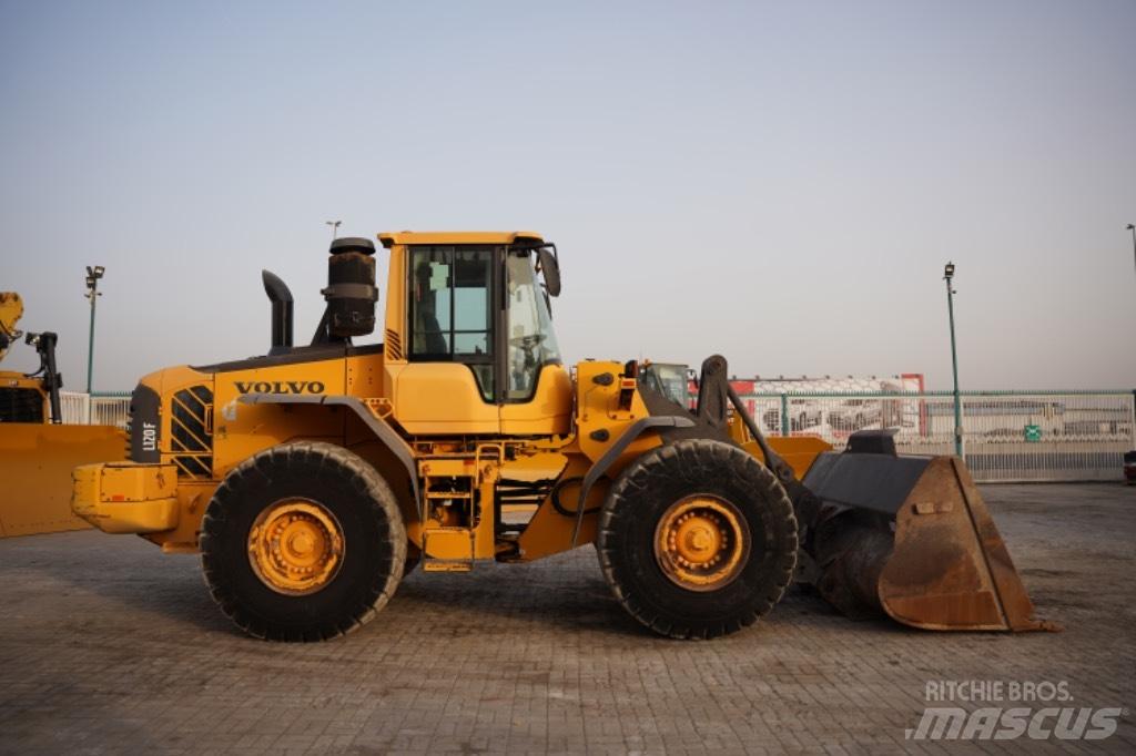 Volvo L 120 F Wheel loaders
