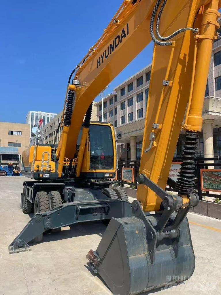 Hyundai 210-9 Midi excavators  7t - 12t