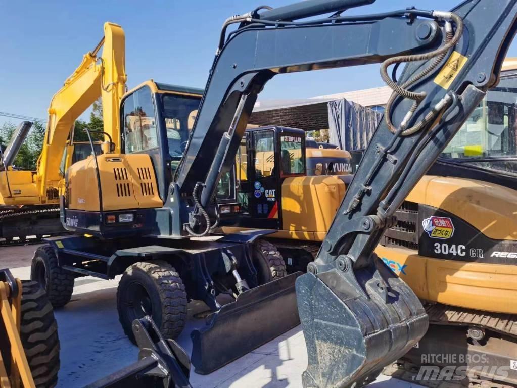 Hyundai Robex 60 W Wheeled excavators